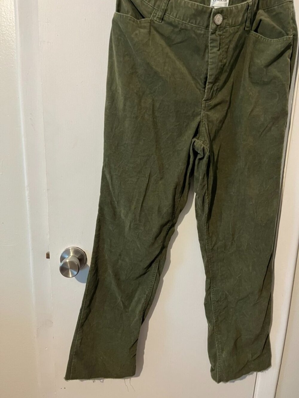 CHICO'S OLIVE CORDUROY STRAIGHT LEG PANTS SZ 2.5/14